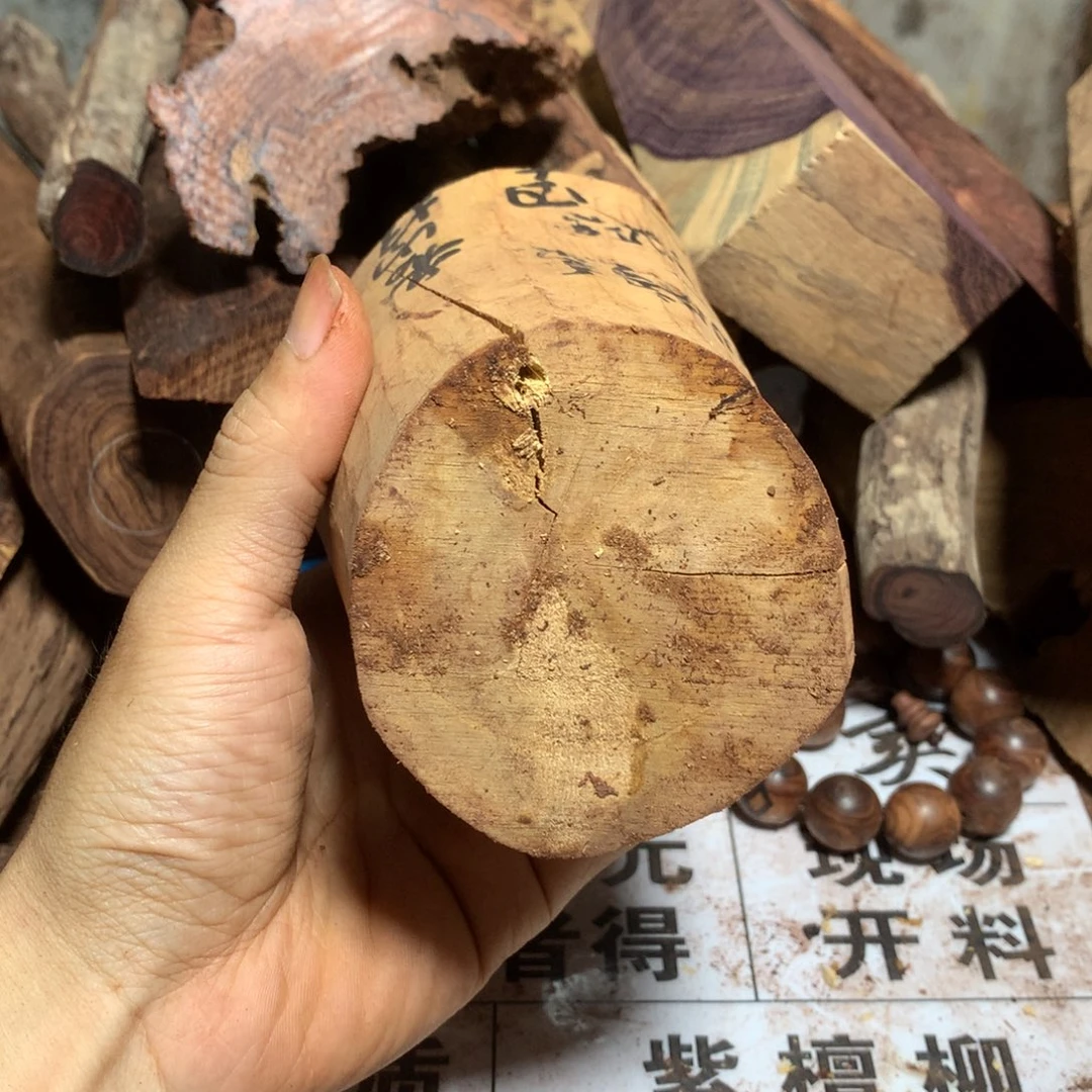 龙***海檀香木手串制作工艺