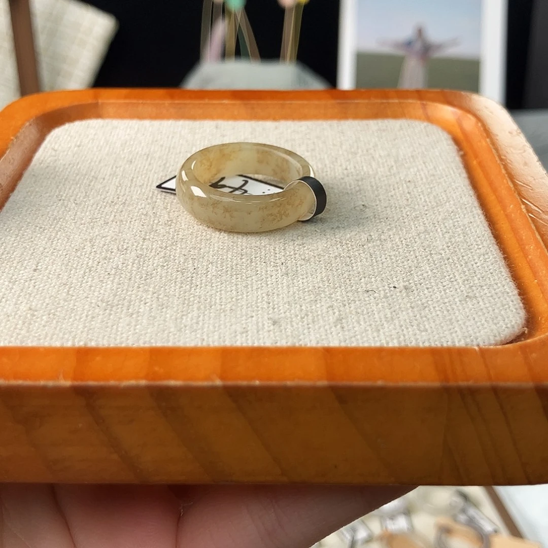 和田玉未镶嵌戒指q2桂花细条内径18.32不支持退换