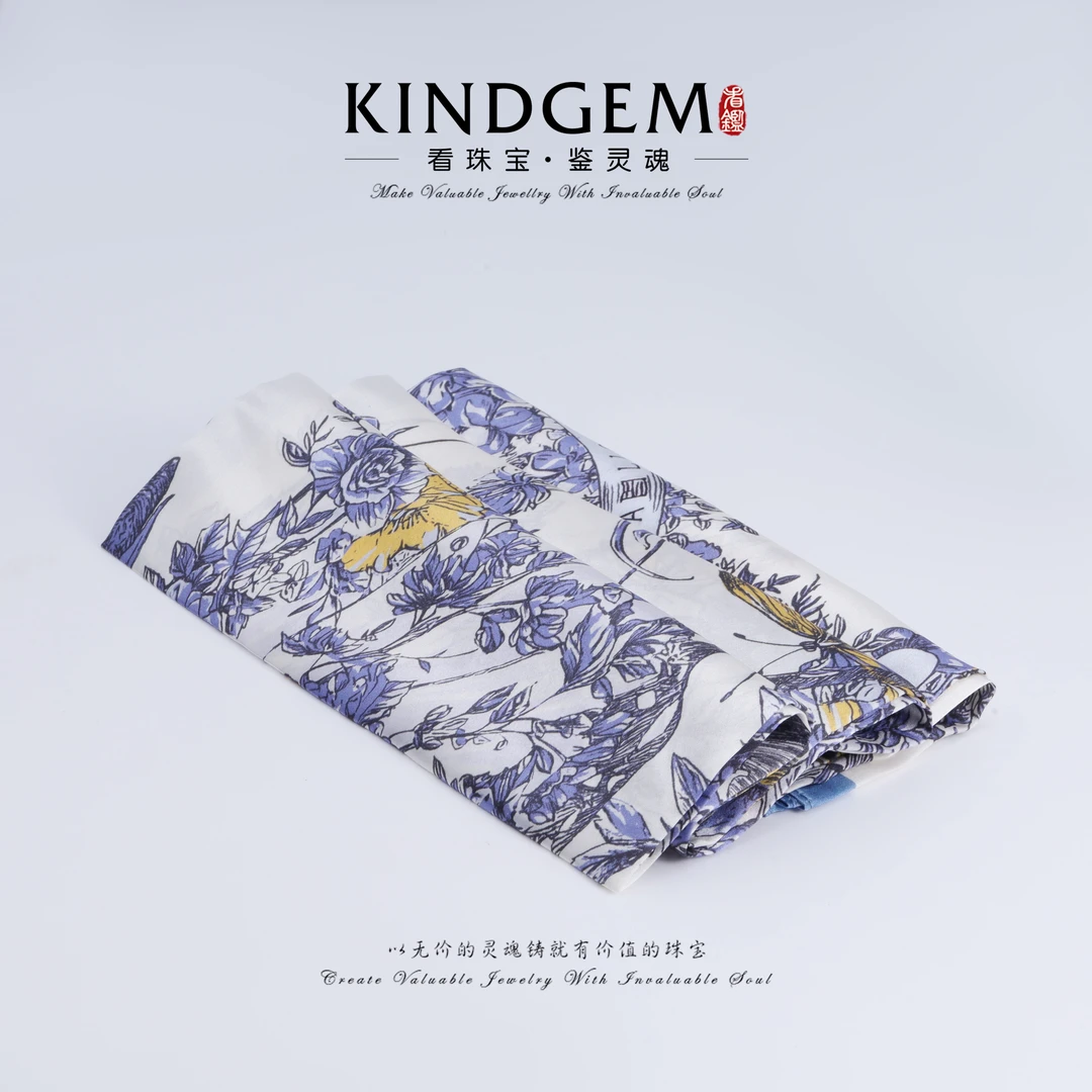 KindGem   春夏女士多功能女士经典时尚韩版花纹方巾  C-35769