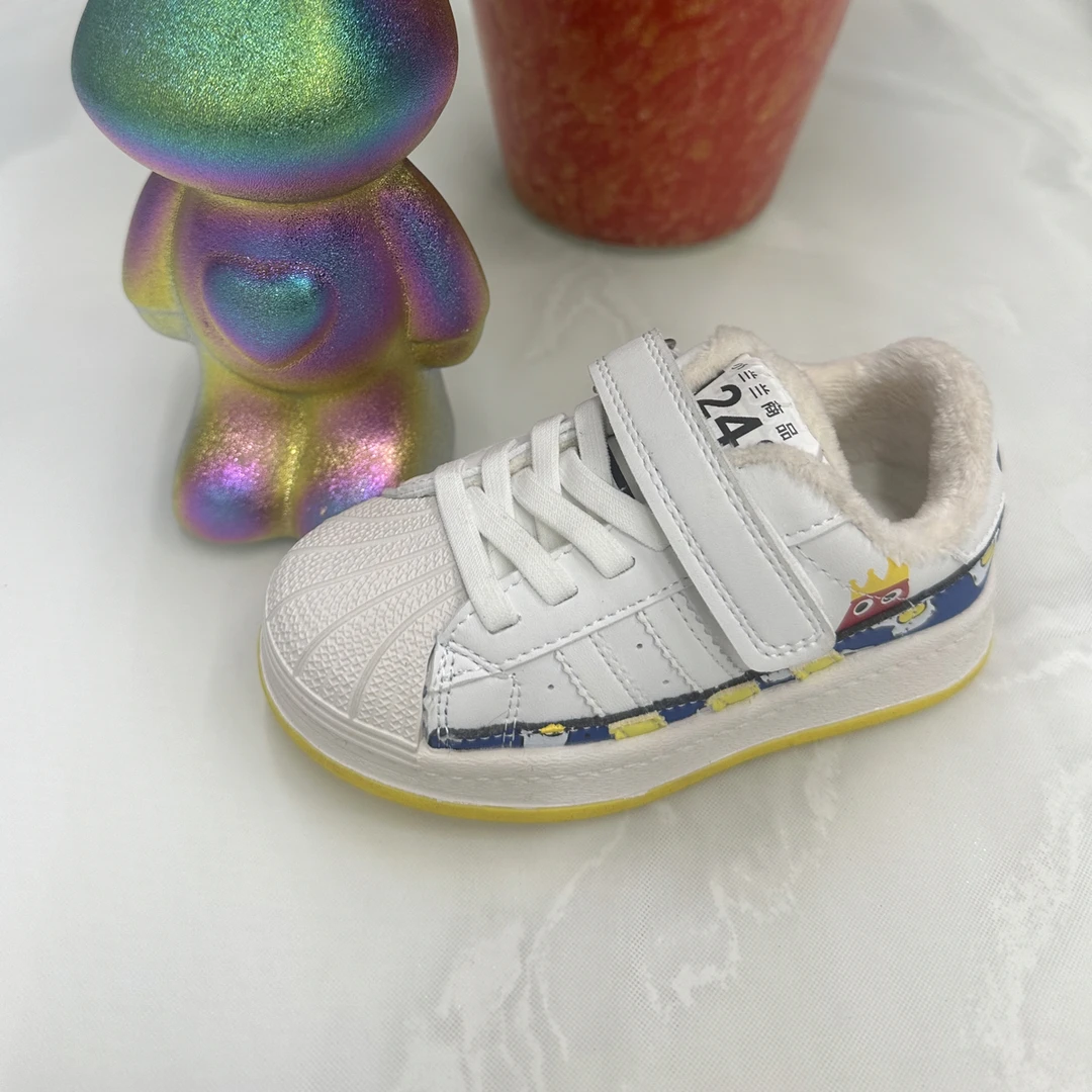 儿童加绒休闲板鞋