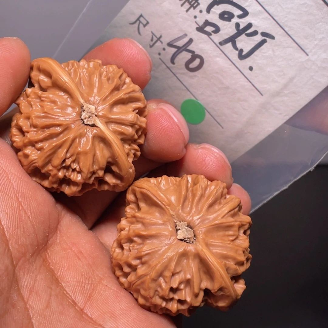 文玩核桃吊坠文玩核桃