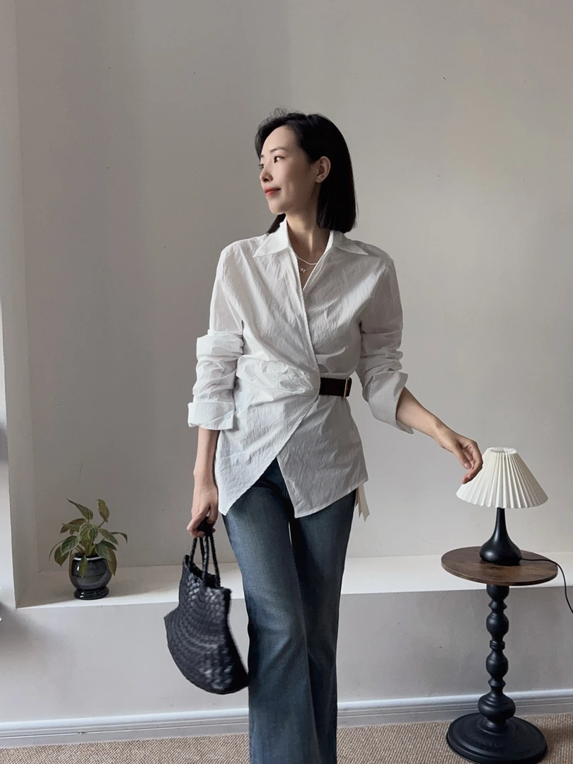 连衣裙长袖秋季白色气质女装修身