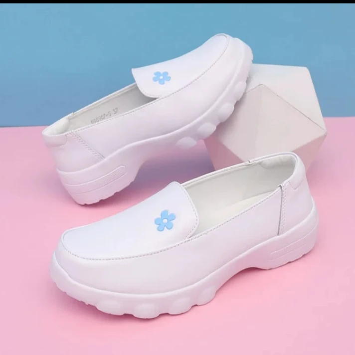 三邦法拉气垫护士鞋四季款轻便软底不累脚防滑防臭坡跟真皮医护鞋