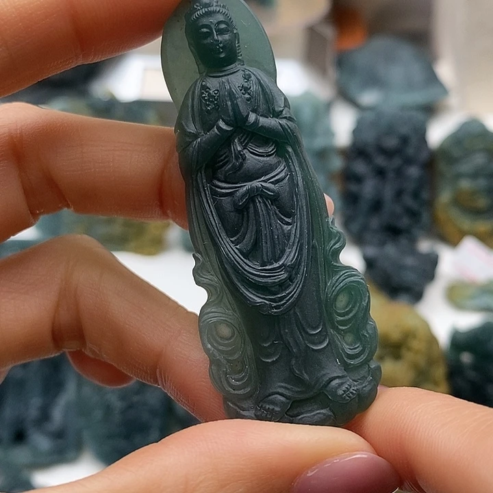 定制翡翠未镶嵌翡翠