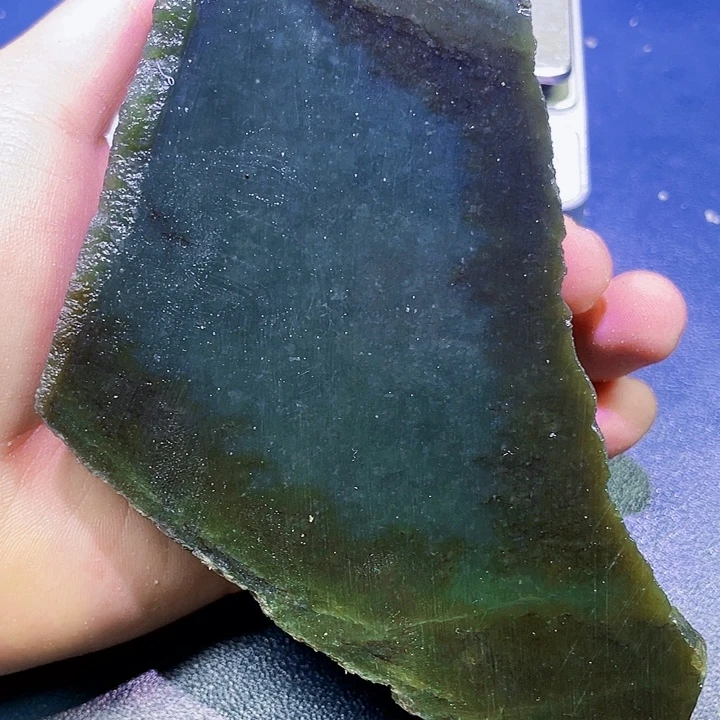 未镶嵌和田玉（糖玉）珠宝半成品