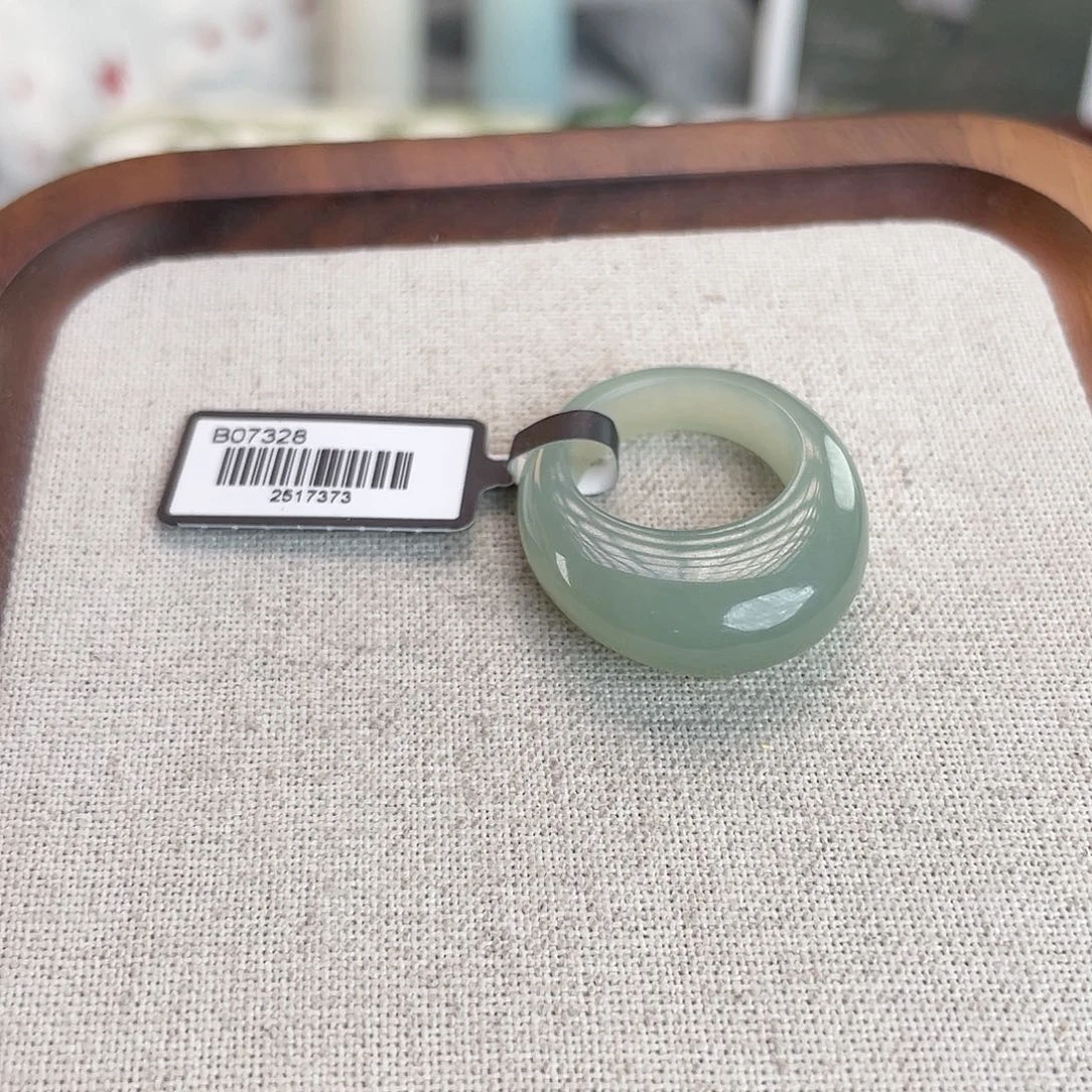 和田玉未镶嵌戒指U105奶蓝馒头17不退换