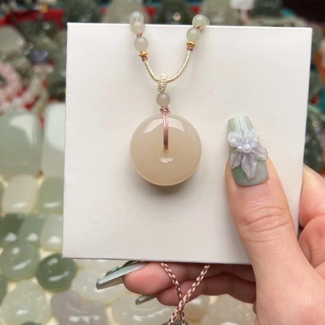 和田玉耳坠未镶嵌?****跑