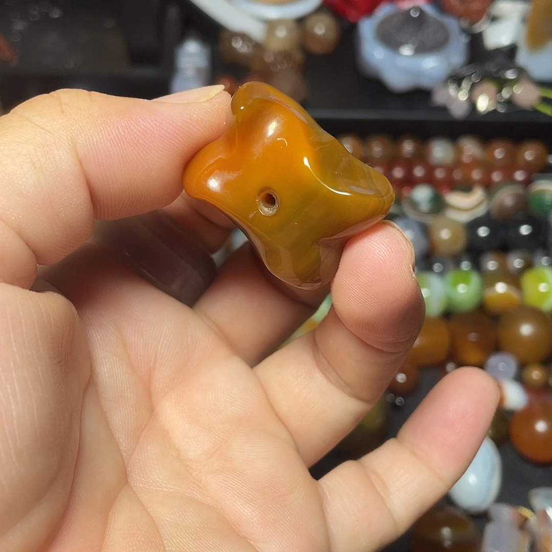 玛瑙/玉髓未镶嵌珠宝半成品嘎拉哈