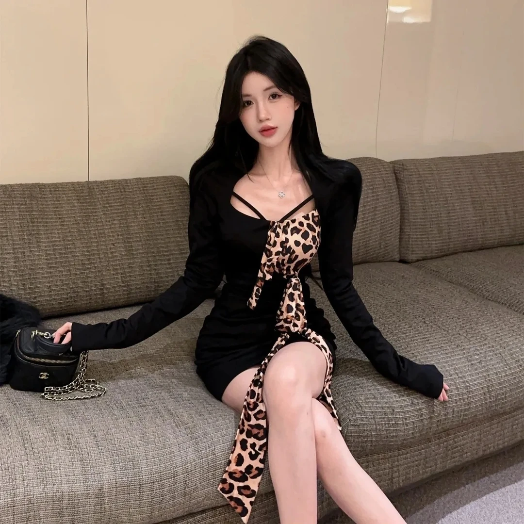辣妹风韩版别致豹纹拼接绑带长袖连衣裙女秋冬款修身性感包臀短裙