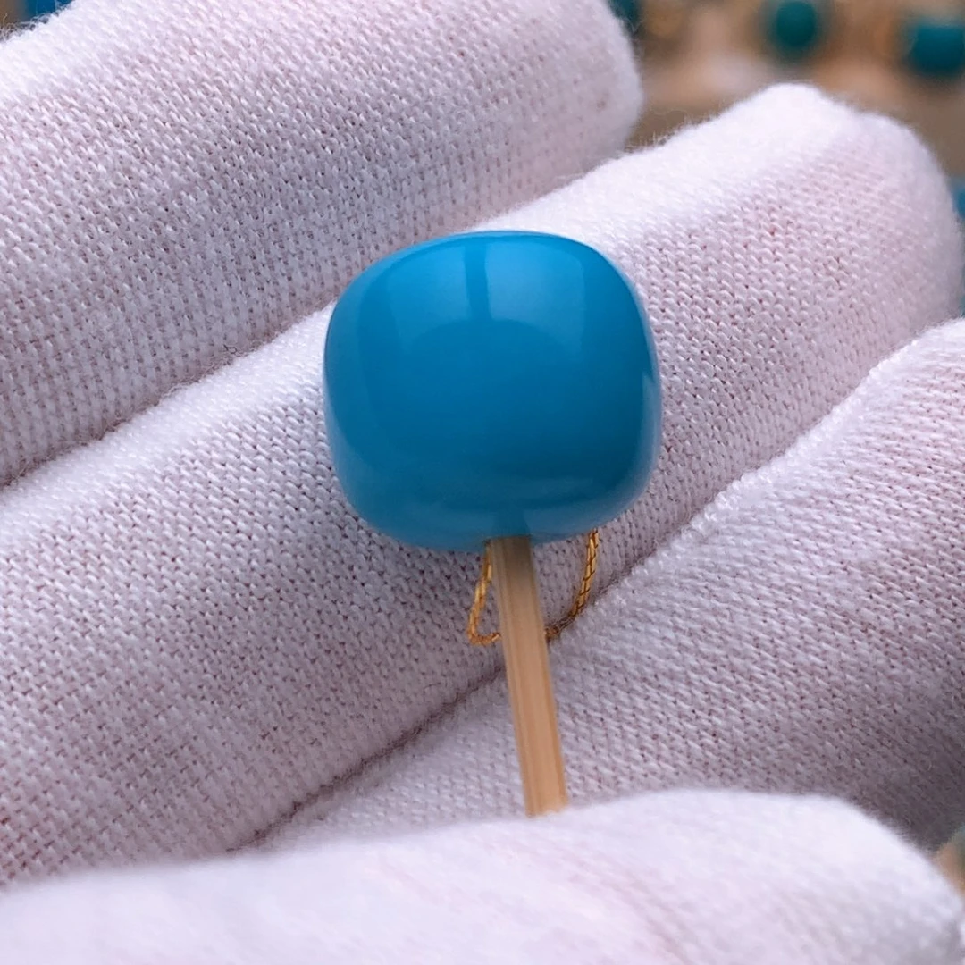 绿松石未镶嵌珠宝奇石12.6mm