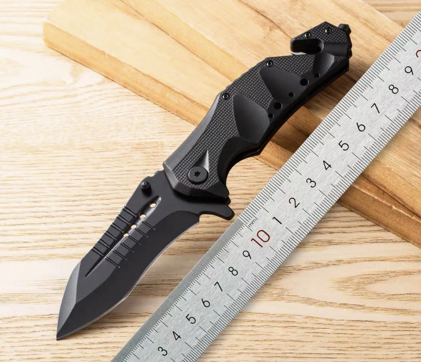 热卖折叠刀露营户外野营具便携式多功能刀安全锤随身小刀