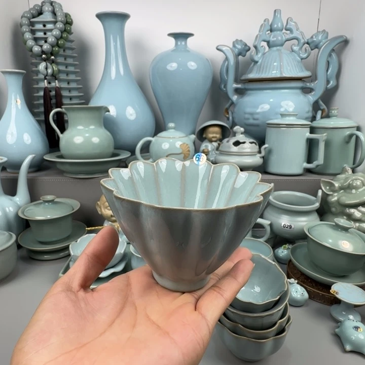 摆件汝瓷斗笠花口杯圈足烧天青釉微瑕