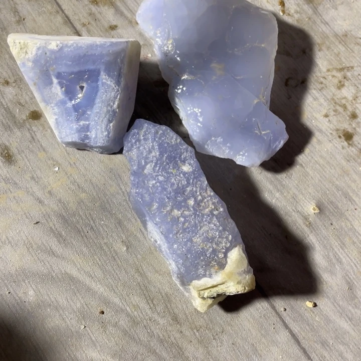 白***有机玻璃奇石怪石摆件