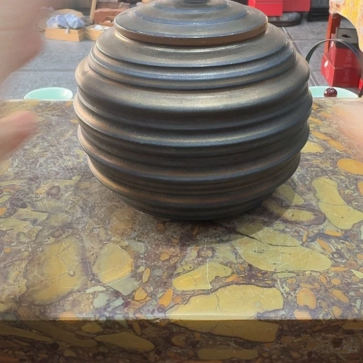 古铜釉品茗茶罐一个。。陶