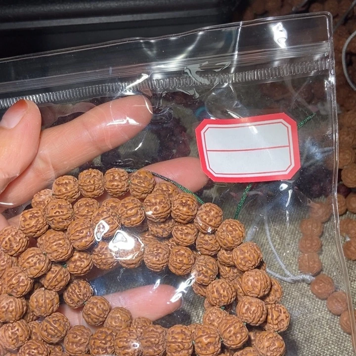大叶紫檀（黑酸枝木类）凯*长串