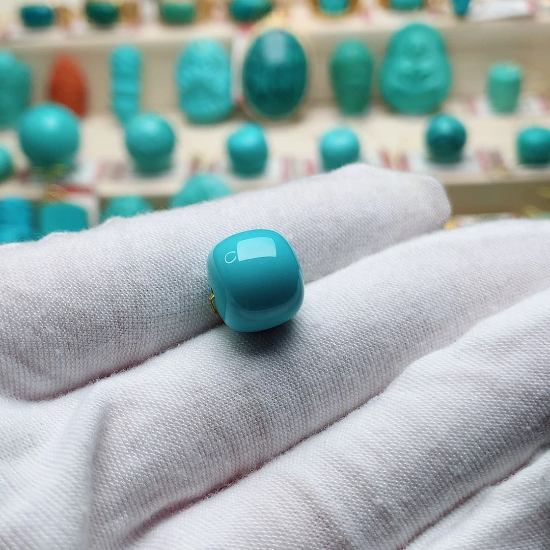 绿松石配饰未镶嵌新****切