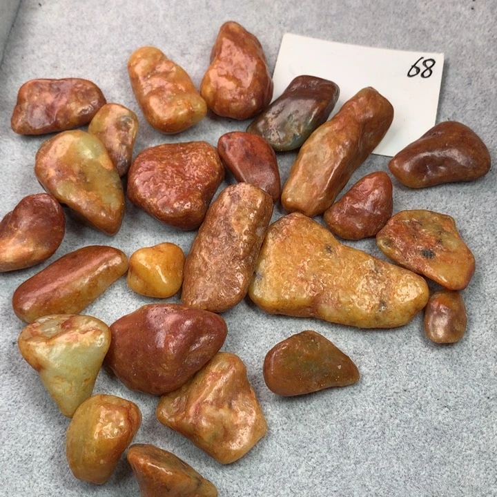 透闪石质玉未镶嵌珠宝奇石