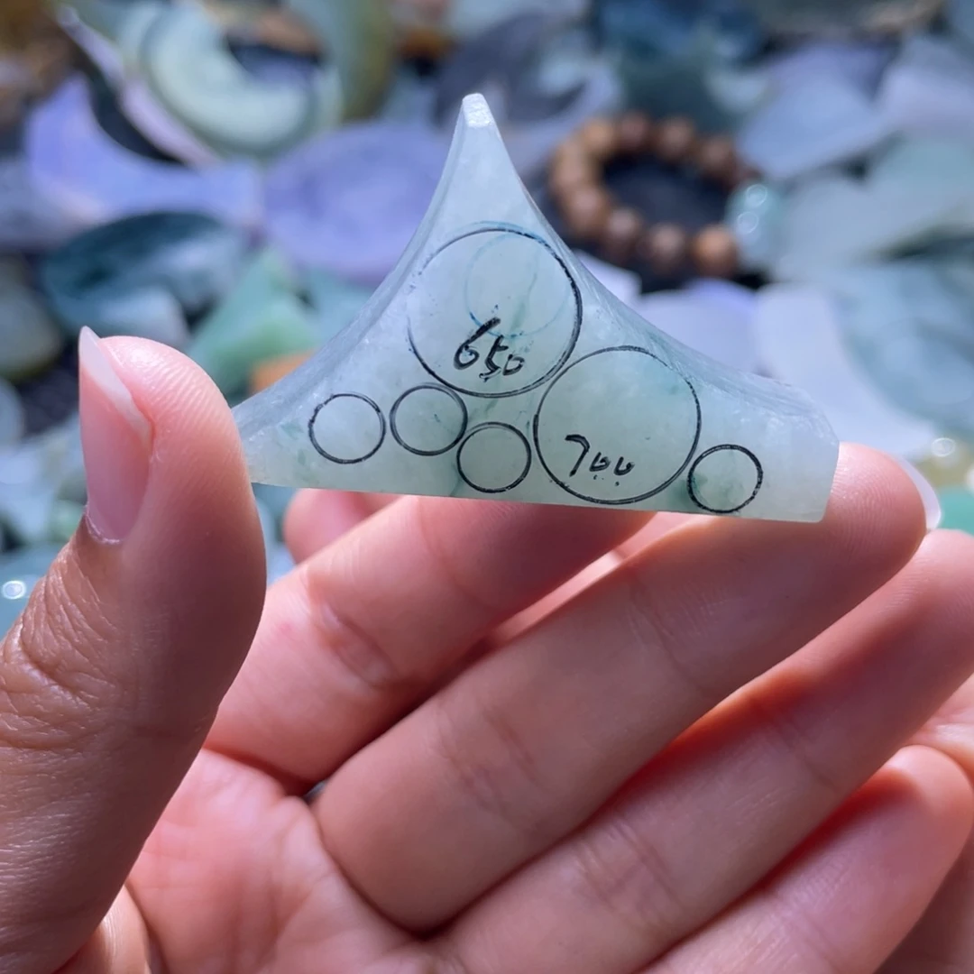 未镶嵌定制翡翠翡翠定制