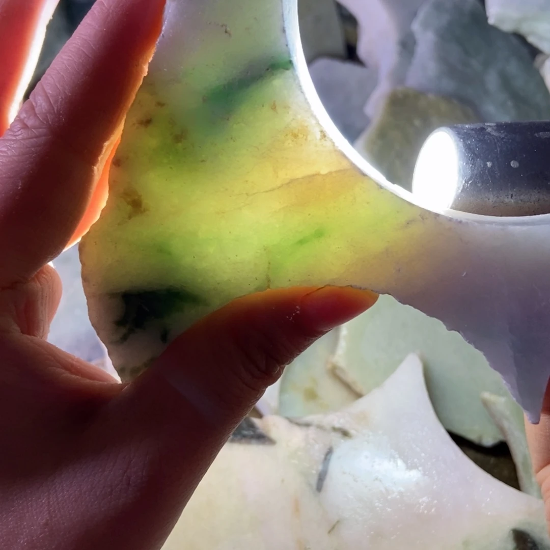 翡翠未镶嵌颈饰天然翡翠