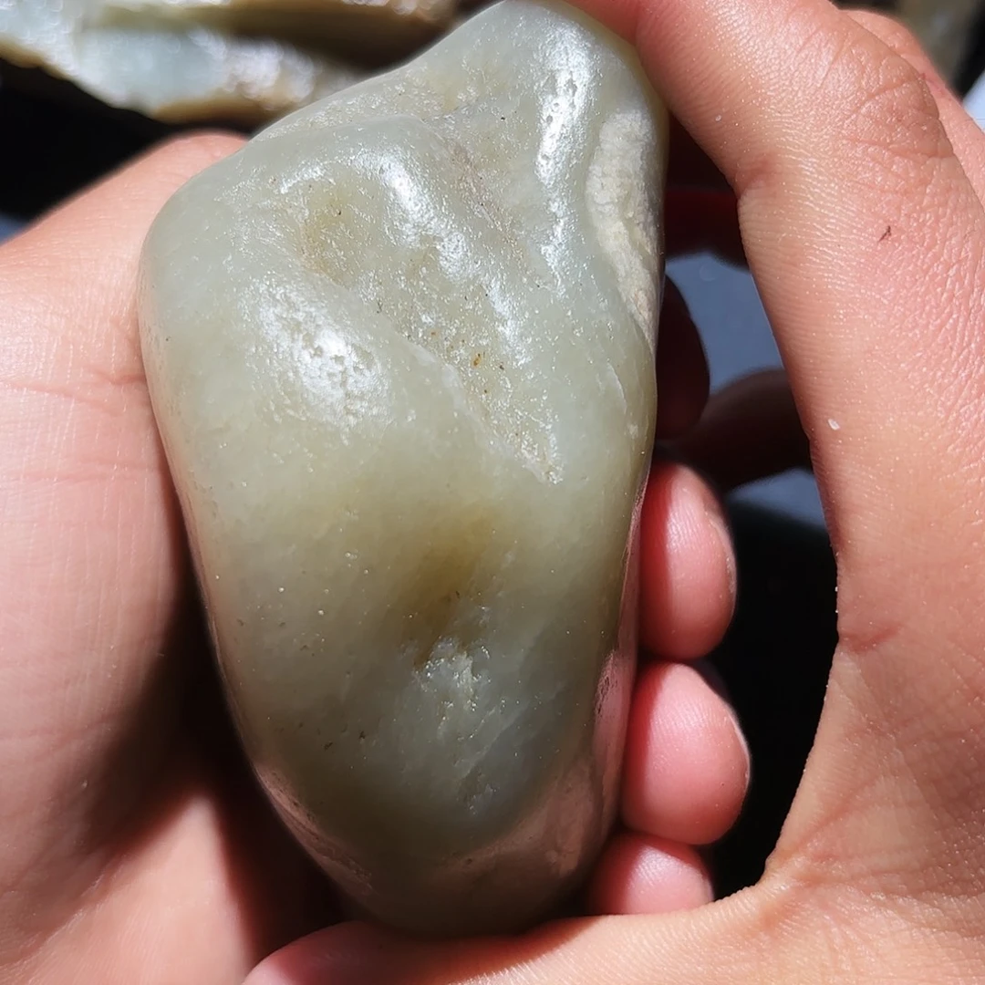 和田玉未镶嵌珠宝奇石