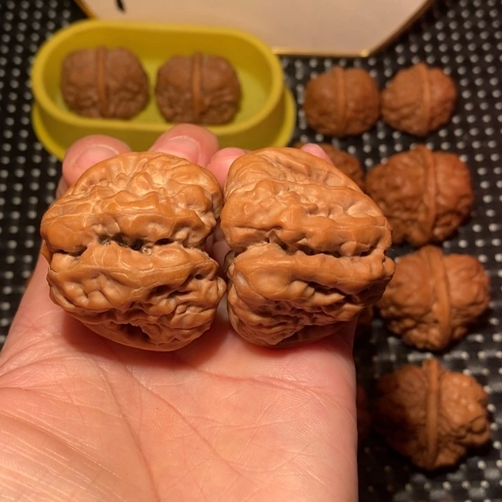 把件文玩核桃四深开细腰八腿三角暴力恶蟾王