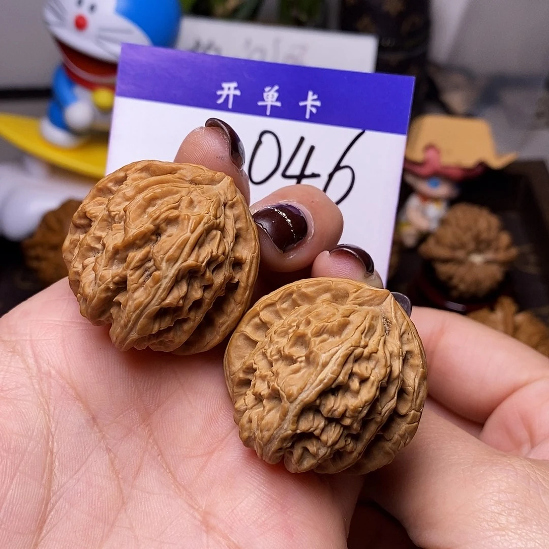 吊坠桃核文玩核桃白狮子36全品n