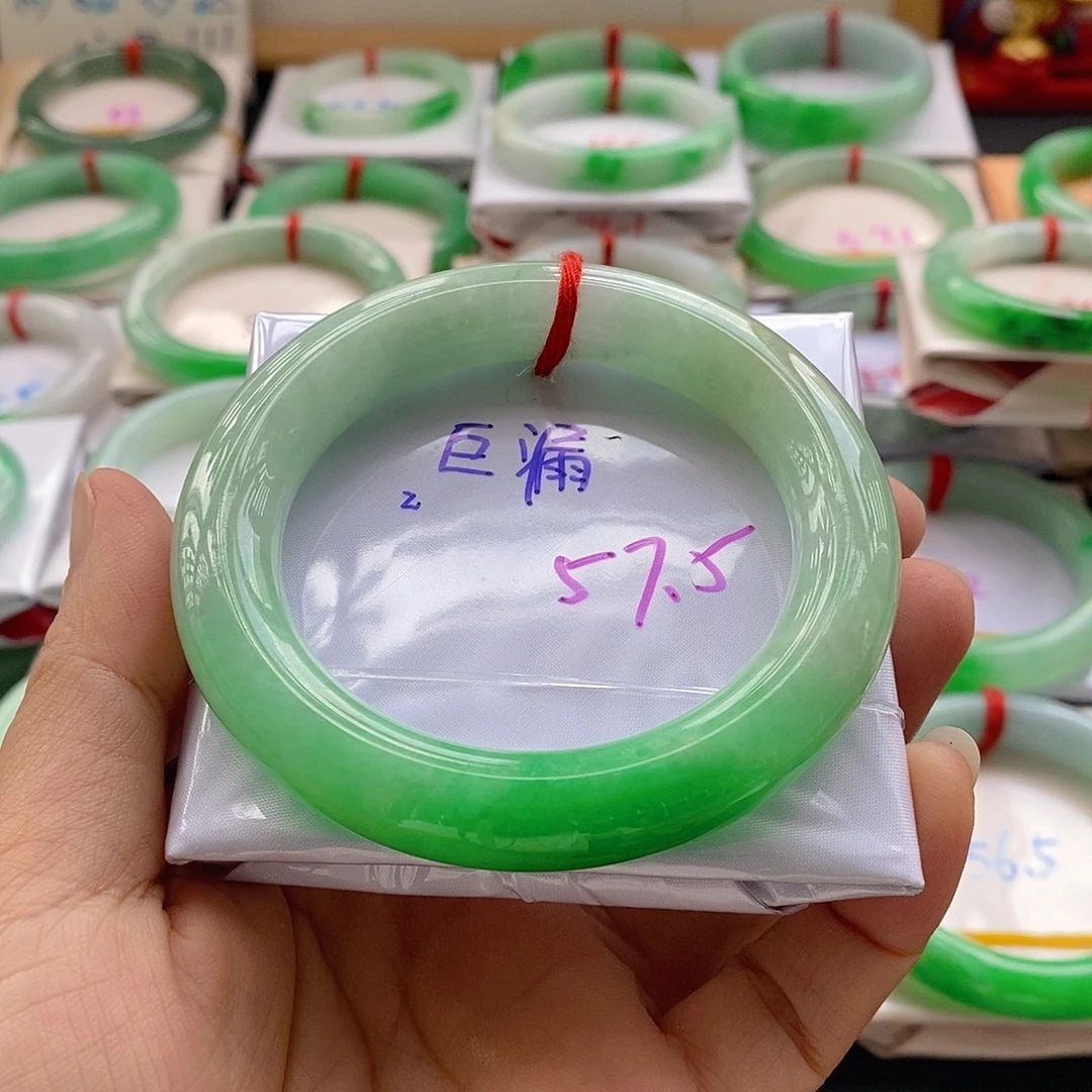露***米翡翠未镶嵌手镯手镯分