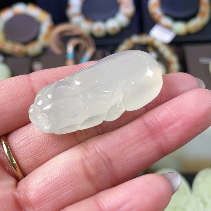 软玉未镶嵌吊坠(赠链)软玉