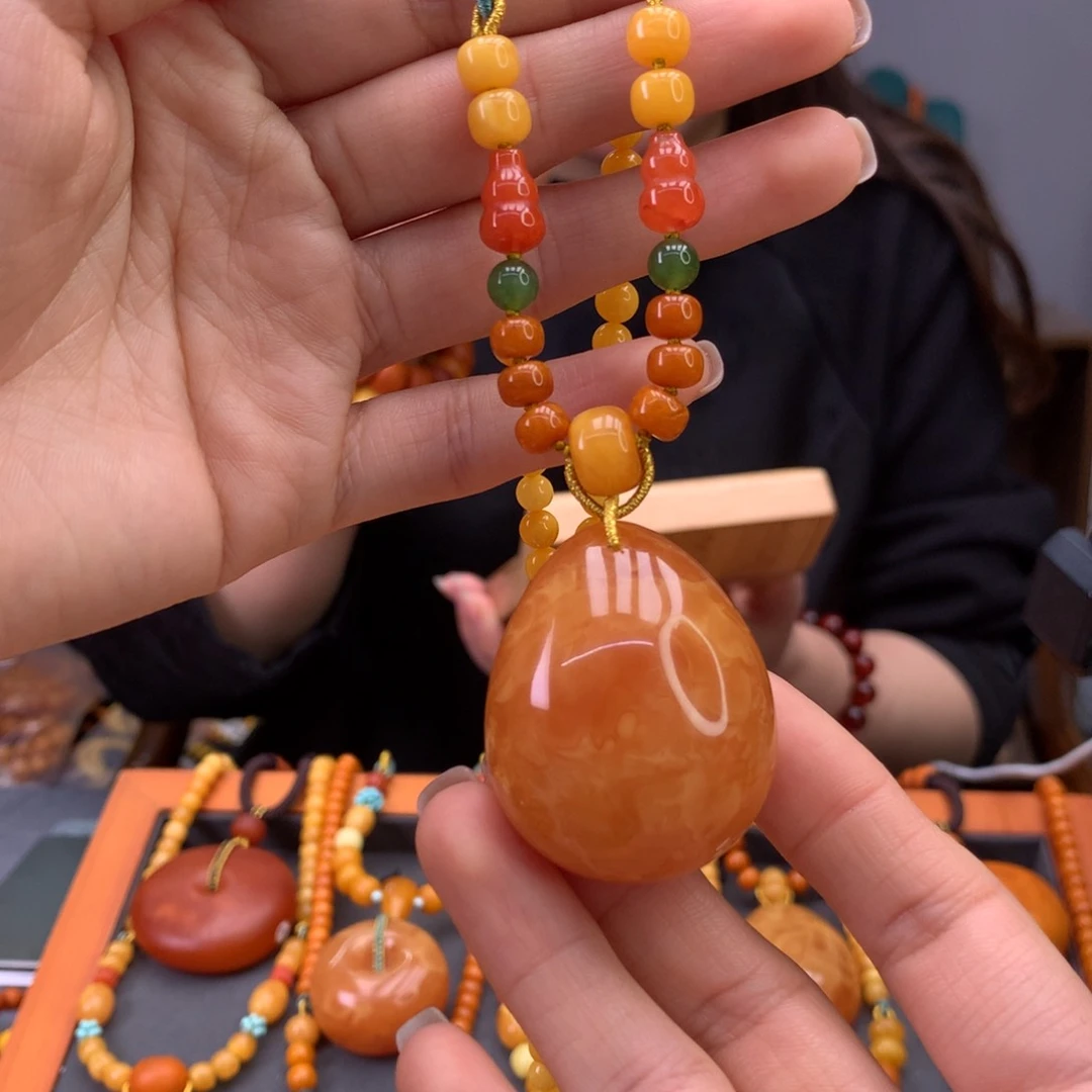 蜜蜡颈饰未镶嵌水滴