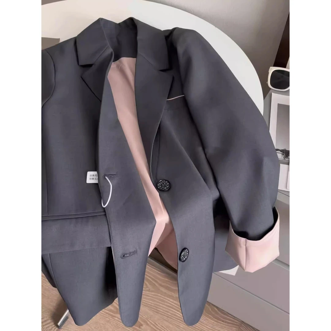 掌柜自留！！！上身温温柔柔~灰色西装女外套时尚撞色拼接气质西服