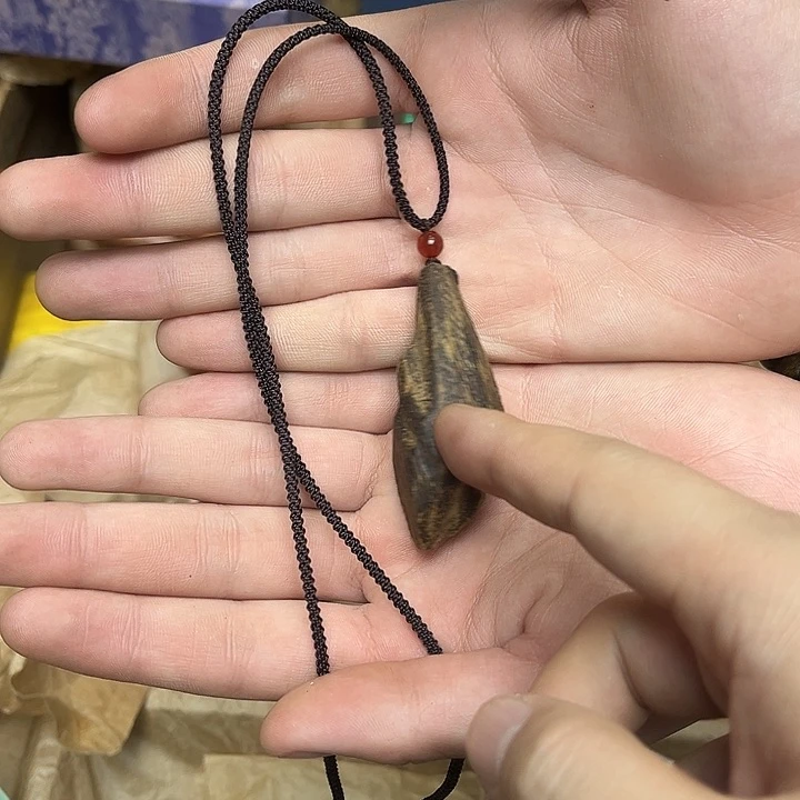 大叶紫檀（黑酸枝木类）