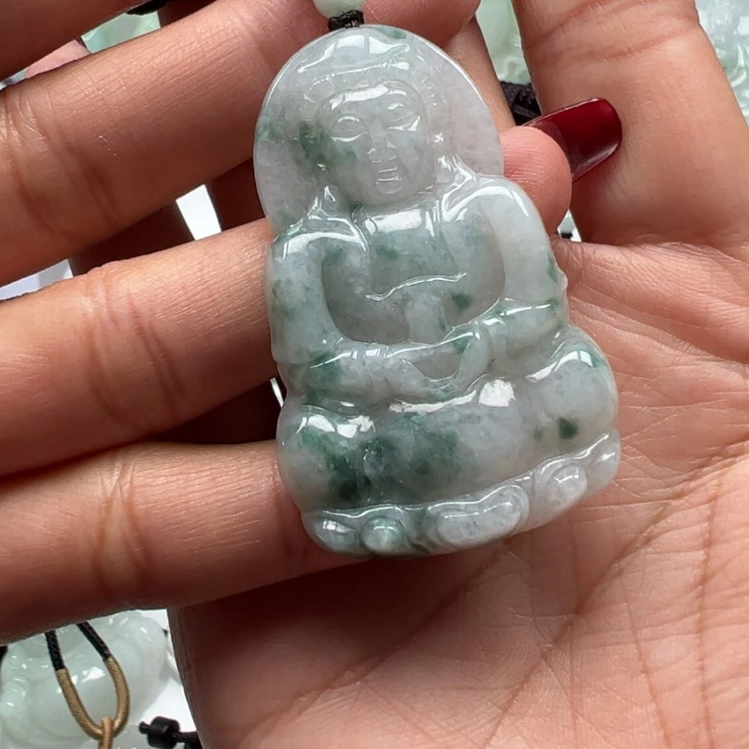 翡翠颈饰未镶嵌观音
