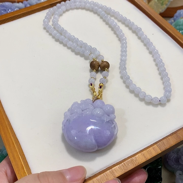 翡翠未镶嵌颈饰翡翠吊坠
