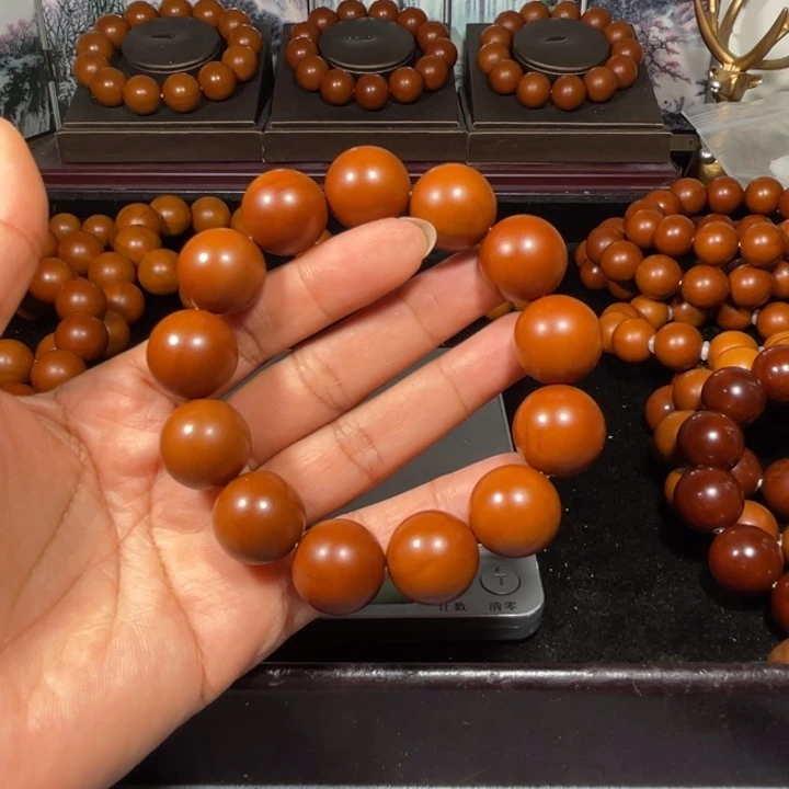 橄榄核吊坠1.78+广西铁核树王全品