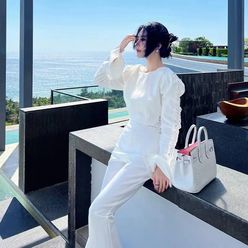 新款设计感镂空喇叭袖上衣大长腿高腰针织阔腿裤针织套装/ULI2569