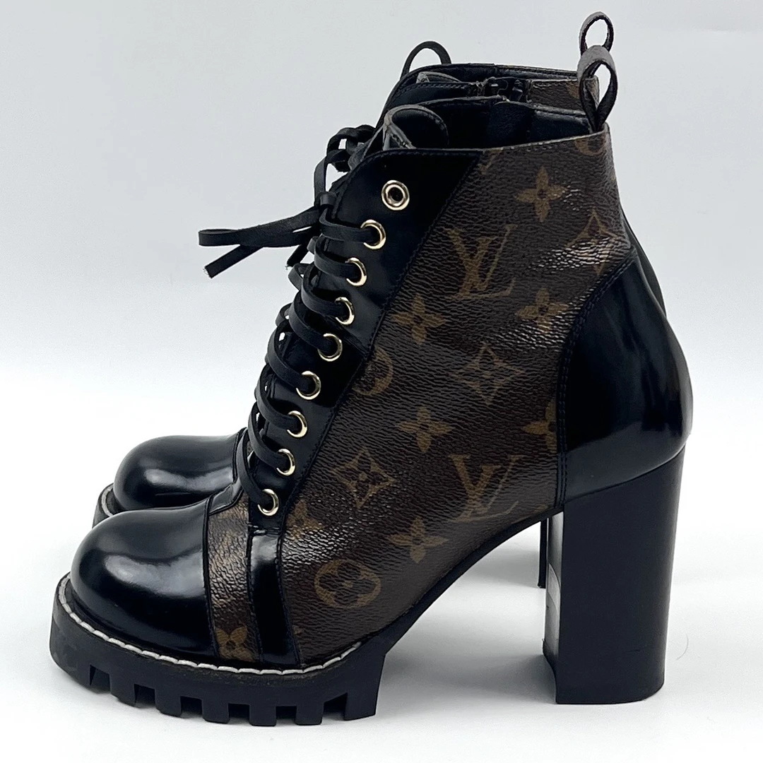 95新 LouisVuitton/路易威登 37.5码偏小一码老花粗跟靴子 lm4130