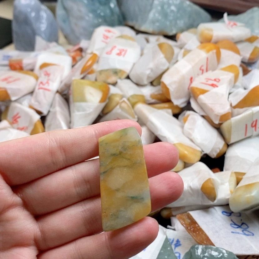 【闪购商品】翡翠裸石