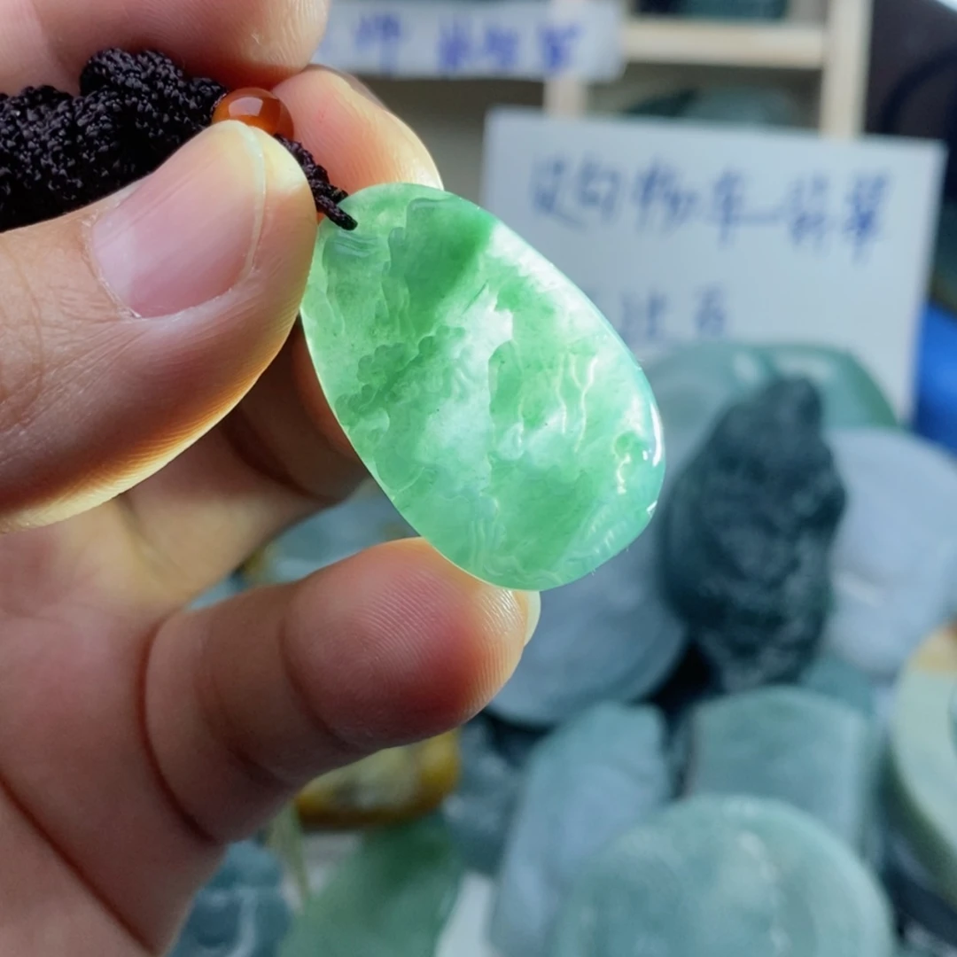 【闪购商品】翡翠颈饰未镶嵌翡翠