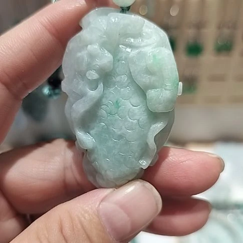 翡翠未镶嵌颈饰天然缅甸翡翠A货吊坠