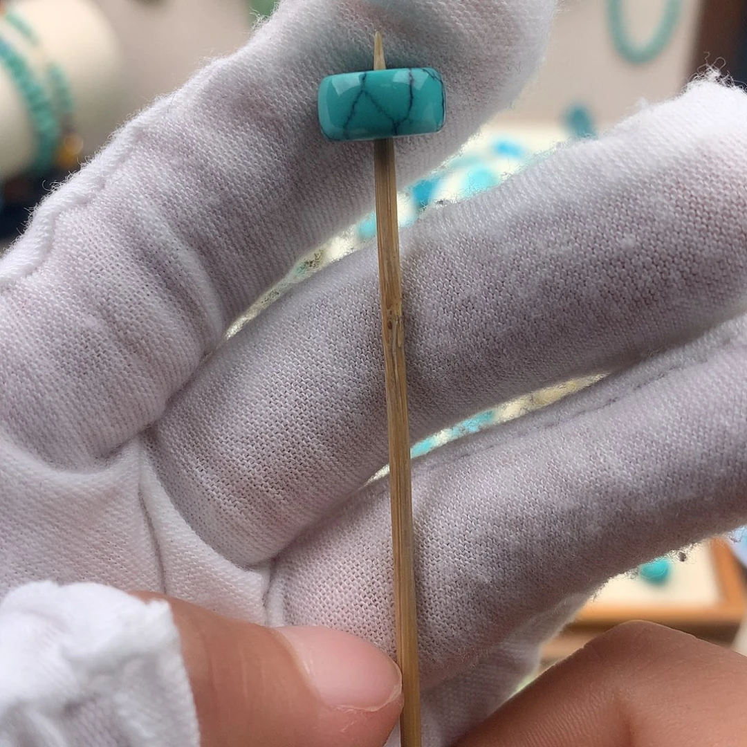 绿松石未镶嵌配饰