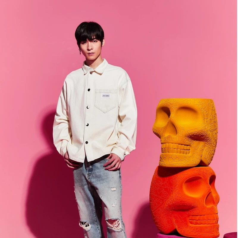 TCH轻奢烫钻工艺新时尚休闲百搭新潮流衬衣情侣T69C138007tch