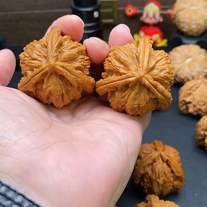 三***员把件文玩核桃白奔
