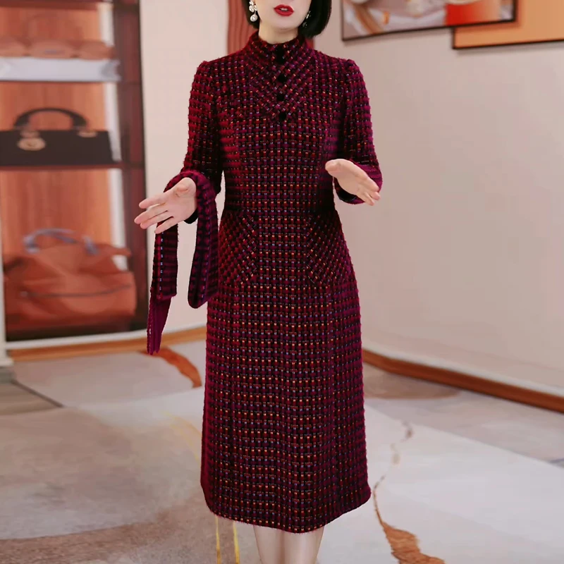 2025秋冬季妈妈加厚复古连衣裙高档中长裙高级感时尚显瘦气质裙子