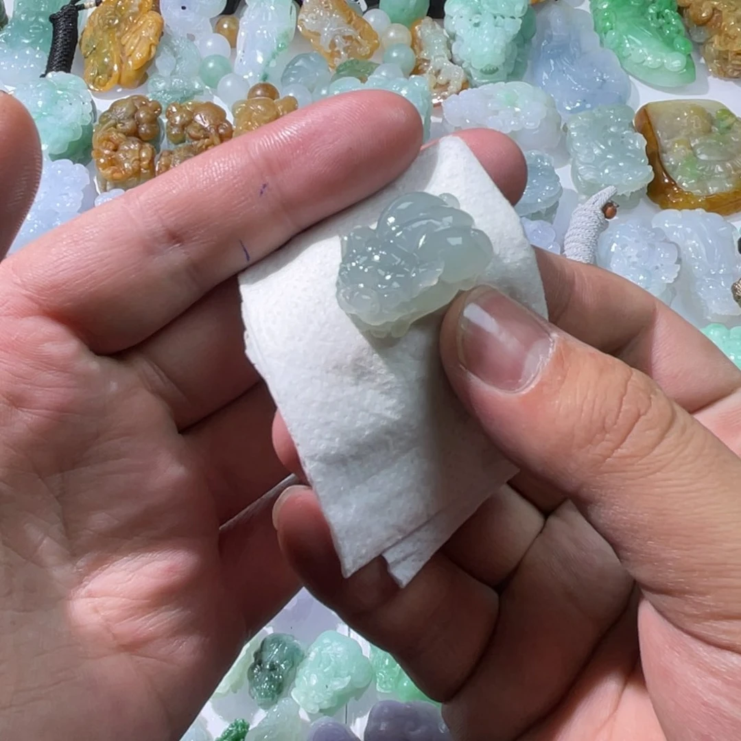 定制翡翠未镶嵌游***至天然