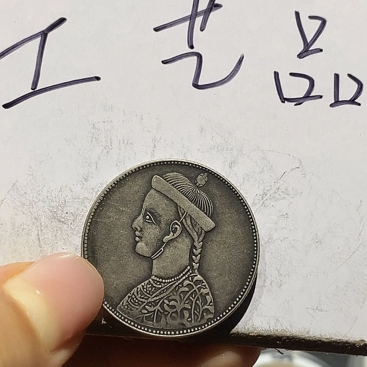 纯银现代工艺品9成银