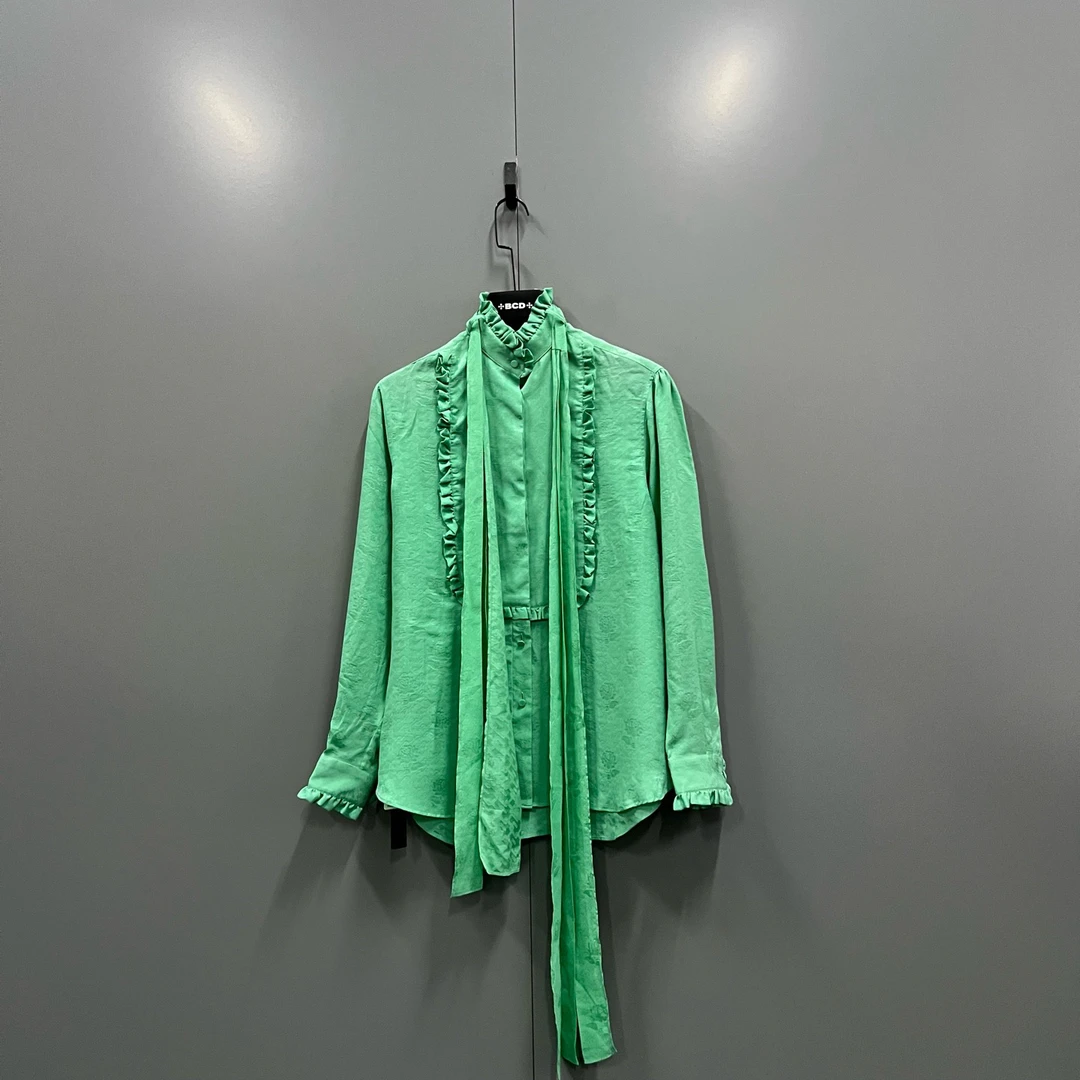 99新 GUCCI/古驰 zz8 绿色荷叶边系带衬衫 38码/207155