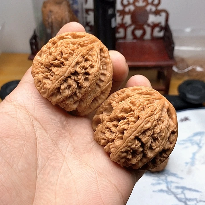 文玩核桃把件粗筋