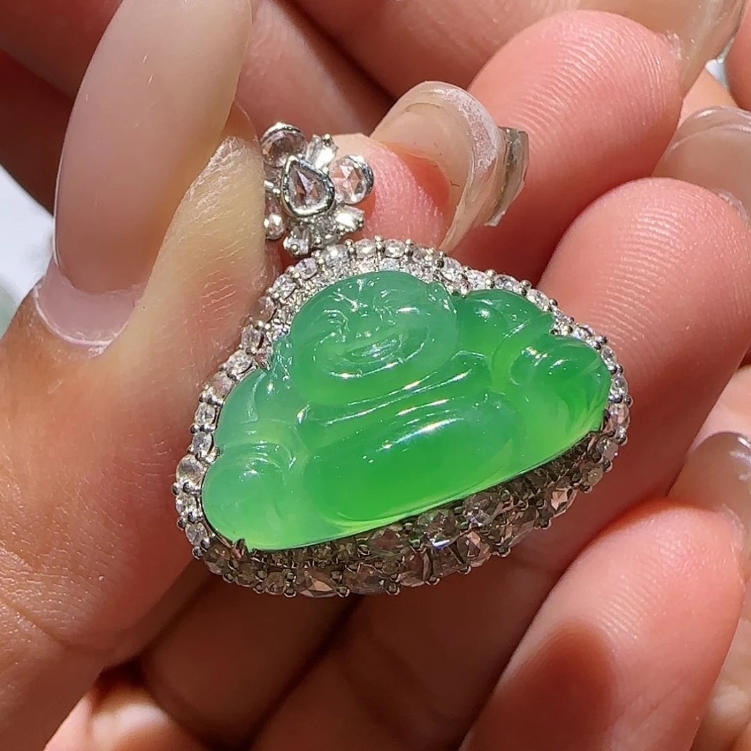 【闪购商品】颈饰18K金镶嵌翡翠天然