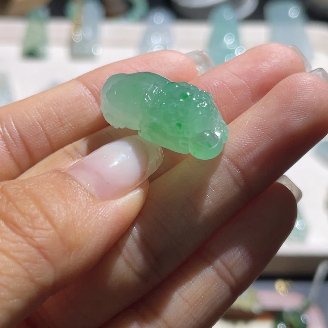 吊坠(不含链)未镶嵌翡翠貔貅