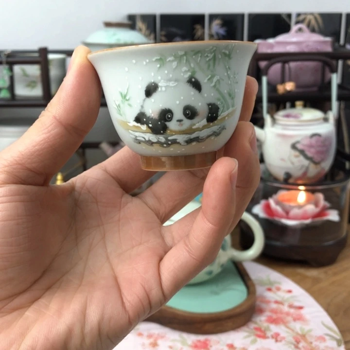 青汝雪景熊猫品茗杯特特